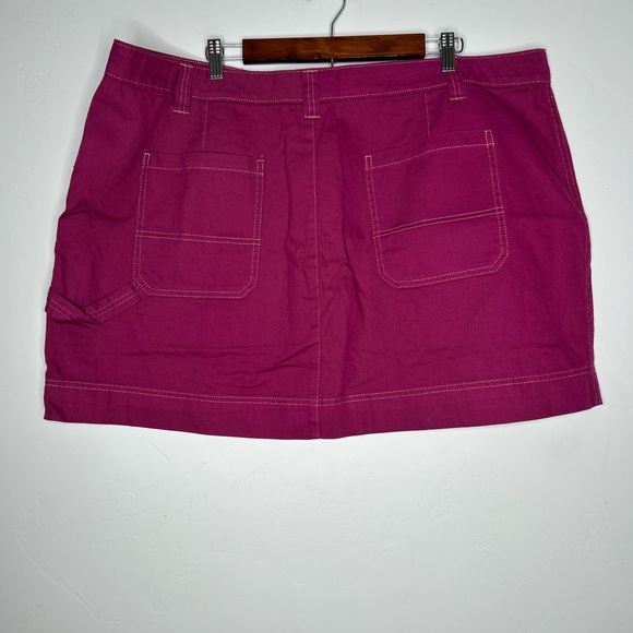 NWT Old Navy Fuchsia Denim Cargo Mini Skirt Size 22 Spring Summer Festival - Picture 2 of 12